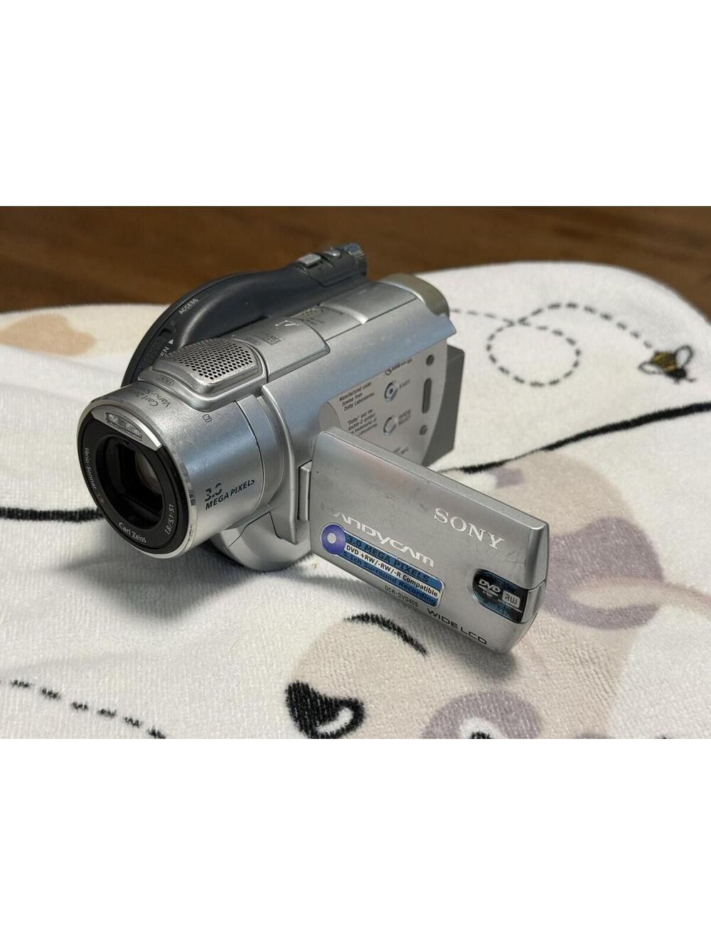 SONY HANDYCAM DCR-DVD405 WIDE LCD 3.0MP DVD CAMCORDER ( Untested ) No Power Cord